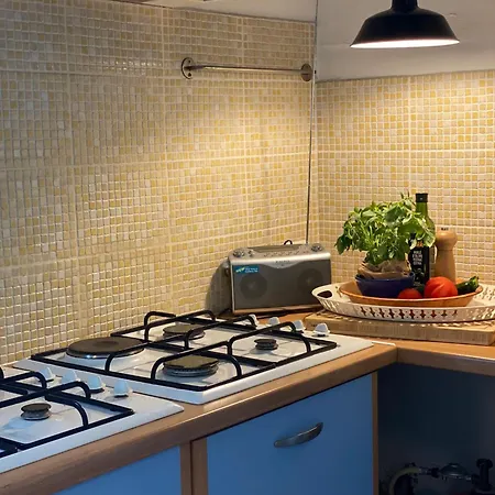 Peaceful With Stunning Pool Near Market Town Vakantiehuis Montaigu-de-Quercy