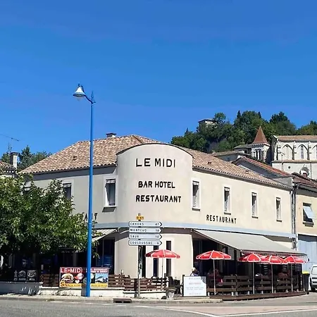 Peaceful With Stunning Pool Near Market Town Vakantiehuis