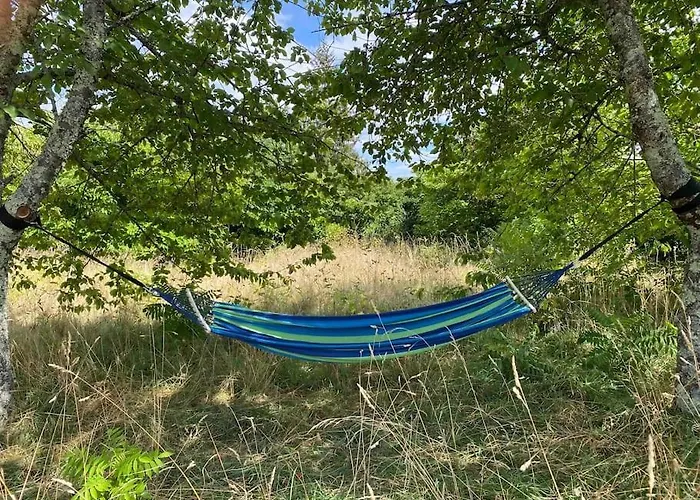 Peaceful With Stunning Pool Near Market Town Dom wakacyjny Montaigu-de-Quercy