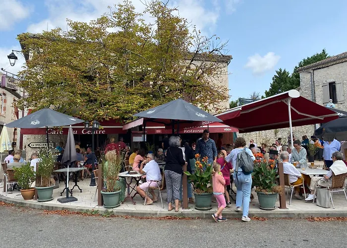 Peaceful With Stunning Pool Near Market Town Dom wakacyjny *